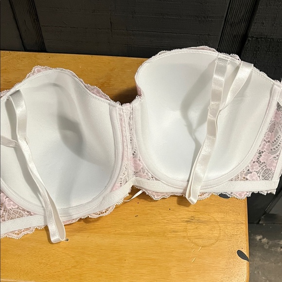 Elegant Lace Underwire Bra - Pink & White - Picture 5 of 7